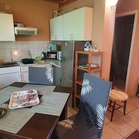 - Balaton 26709 Balatonfenyves