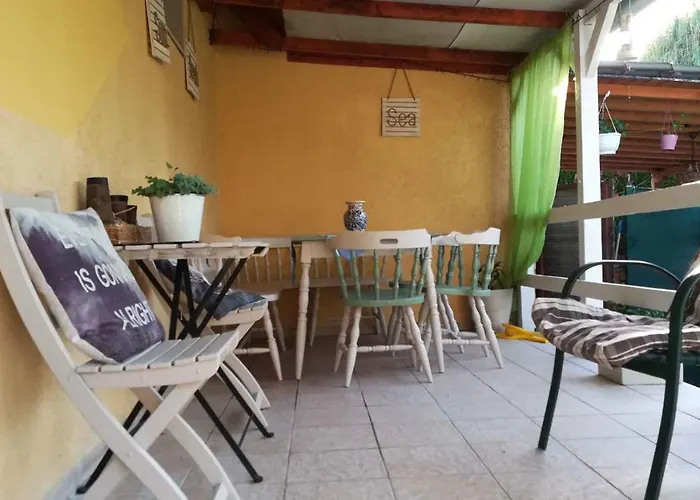 - Balaton 26709 * バラトンフェニヴェシュ